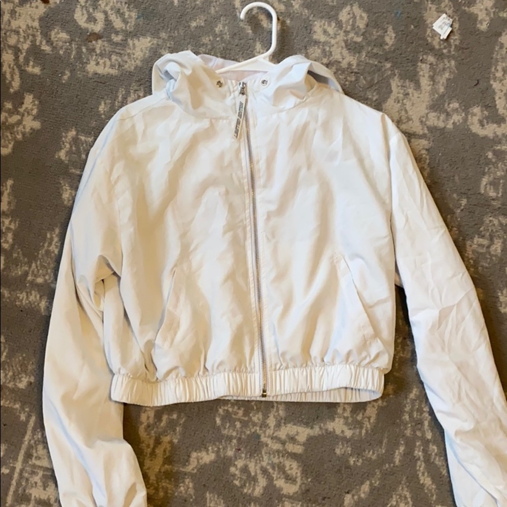 White zip up jacket